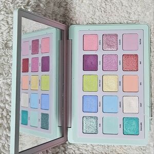 Natasha denona pastel